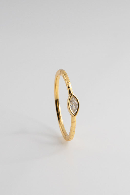Ring Emira